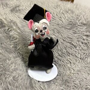 Annalee Graduation Mouse Figurine in Black Gown